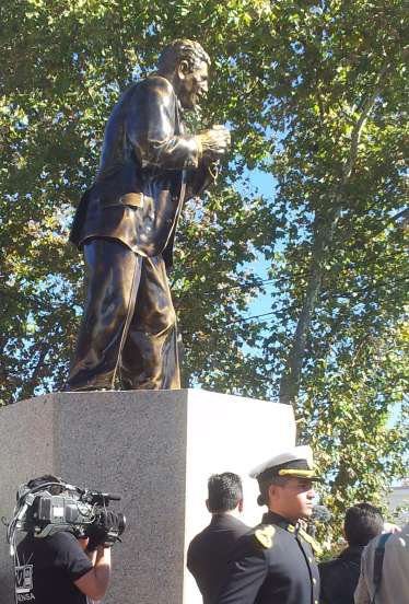 Monumento a José María Gatica
