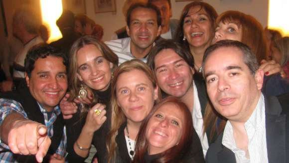 Pia, Lesli, Cecilia, Claudia y galanes