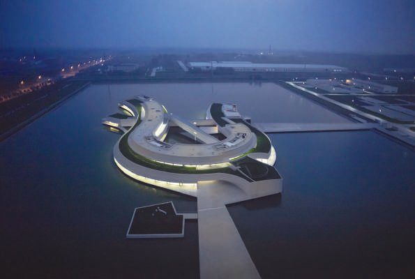 El edificio en el agua - Vista aérea