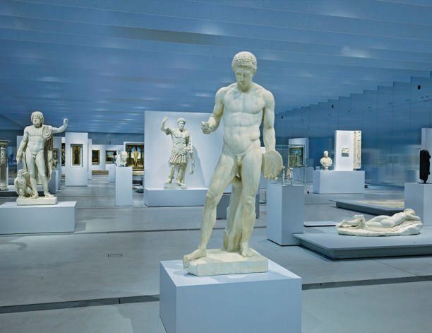 Louvre de Lens Interior