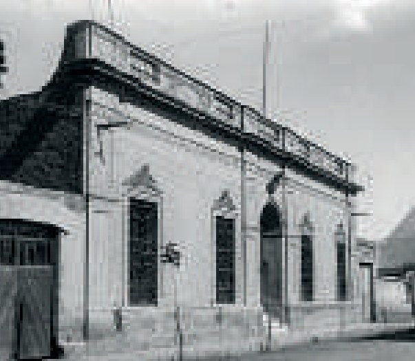 Escuela Normal De Maestros