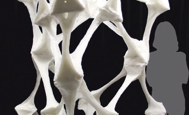 Un material con mayúsculas