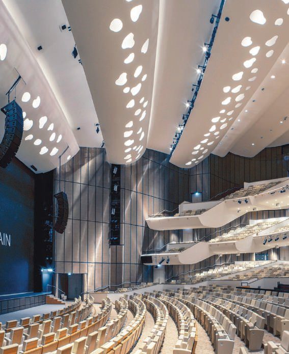 Interior Centro de convenciones, Qatar. Fotografía: Hisao Suzuki