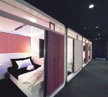 Ambiente mínimo, experiencia máxima