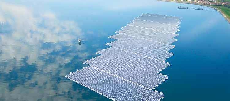 Queen Elisabeth II Reservoir. 6,3 MW. Reino Unido, 23.000 paneles solares fotovoltaicos.