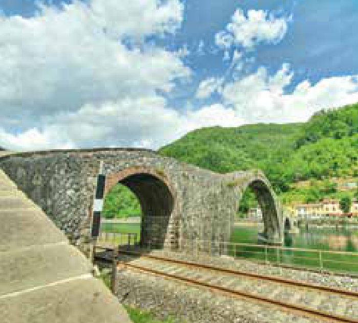 El puente donde el diablo metió la cola