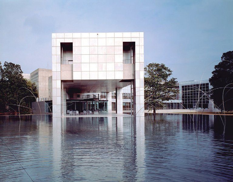 Museo de arte moderno Gunma